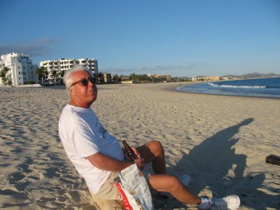 Relaxing on Playa Azul, San Jose del Cabo