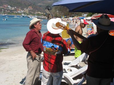 Musicians at Las Gatas Beach, Zihuatanejo