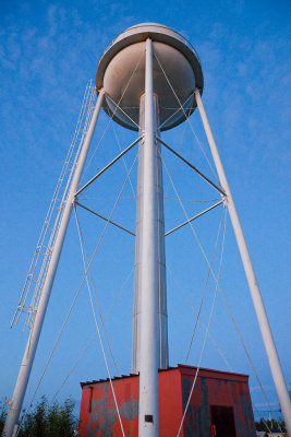 Moosonee's ununsed water tower