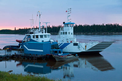 Tug Nelson River and barge Niska I 2010 August 13th