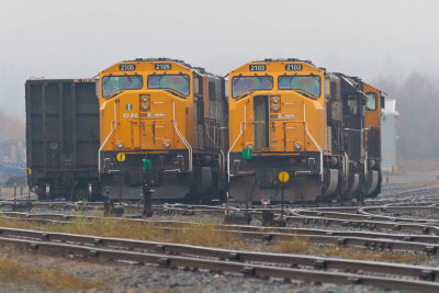 SD75i's 2105 and 2103 in Englehart