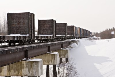 Freight 419 crossing Store Creek bridge