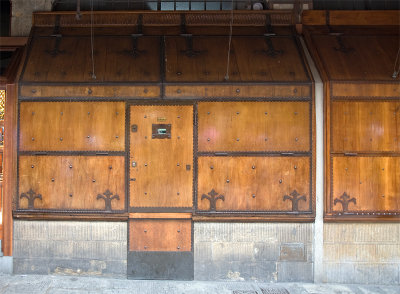 Shop on bridge