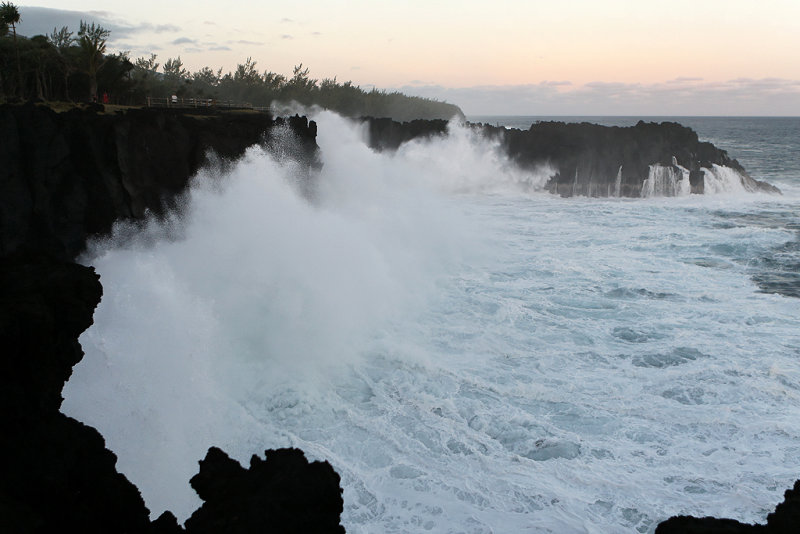 Forte houle au Cap Mchant (le 3 septembre 2008)