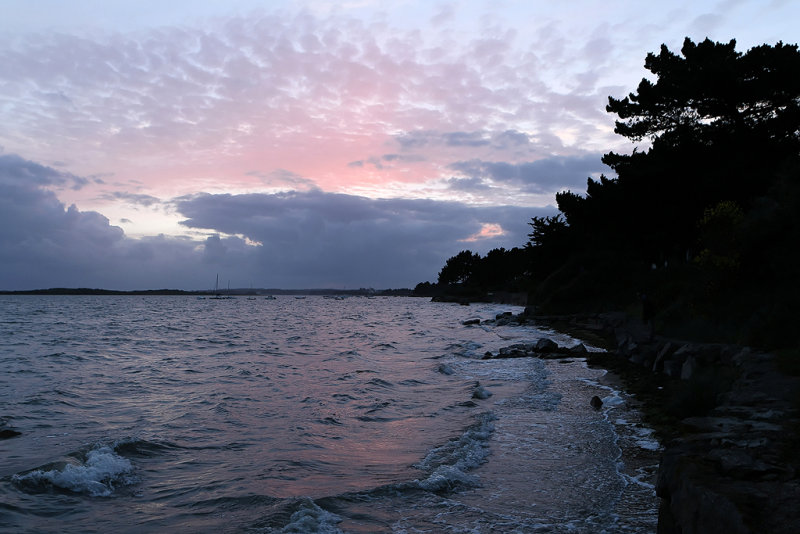 Coucher de soleil sur la presqule de Mousterian (Golfe du Morbihan)