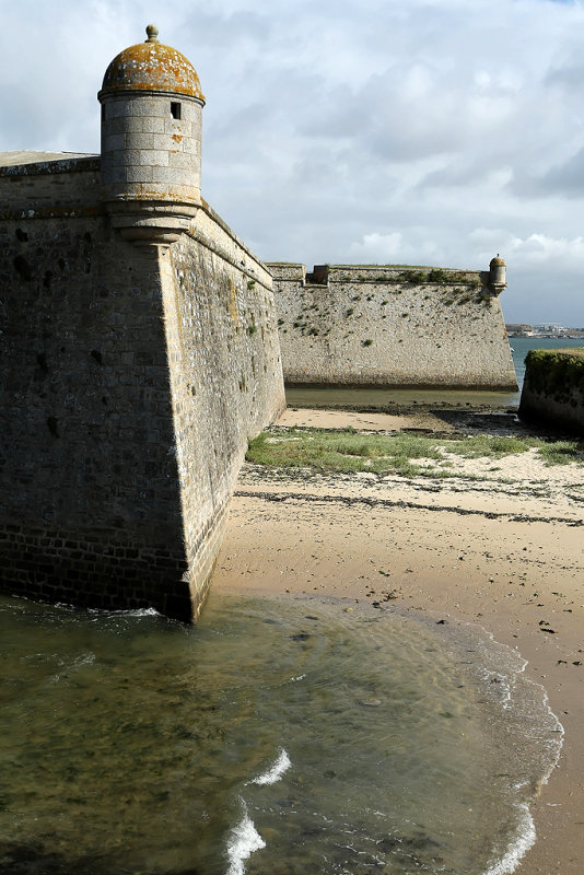 Visite de la citadelle de Port-Louis dans le Morbihan (Bretagne)