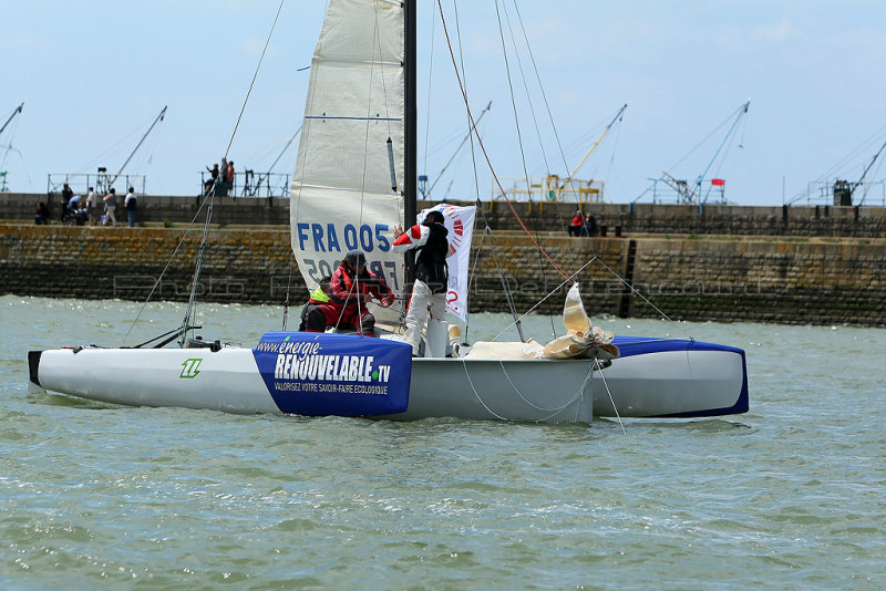 212 - Groupama 70 lors du record SNSM 2010 - MK3_8778_DxO WEB.jpg