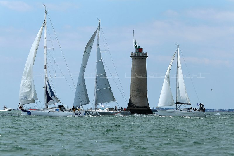 653 - Groupama 70 lors du record SNSM 2010 - MK3_9302_DxO WEB.jpg