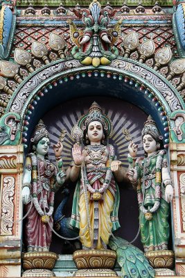 Un des temples Tamoul du village de Saint-andr sur la cte est de l'le