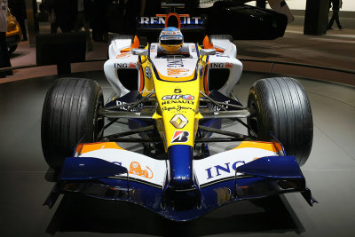 Mondial de lAutomobile 2008 - Sur le stand de Renault