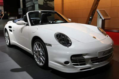 Mondial de l'Automobile 2008 - Sur le stand Porsche