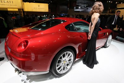 Mondial de lAutomobile 2008 - Sur le stand de la marque Ferrari