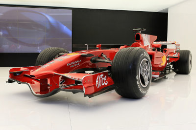 Mondial de l'Automobile 2008 - Sur le stand de la marque Ferrari