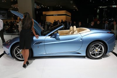 Mondial de l'Automobile 2008 - Sur le stand de la marque Ferrari