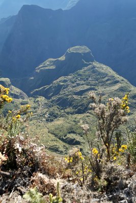 Le cirque de Mafate depuis le point de vue du Mado