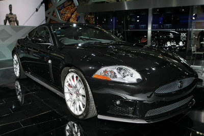Mondial de l'Automobile 2008 - Sur le stand Jaguar