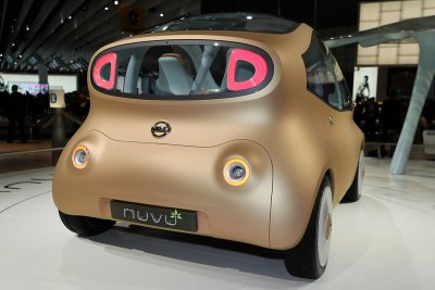 Mondial de l'Automobile 2008 - Sur le stand Nissan le concept car Nuvu