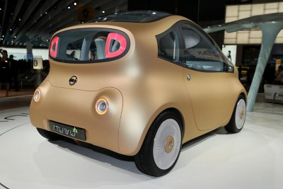 Mondial de l'Automobile 2008 - Sur le stand Nissan le concept car Nuvu