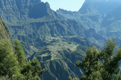 Le cirque de Cilaos vu depuis le point de vue La fentres des Makes