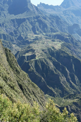 Le cirque de Cilaos vu depuis le point de vue La fentres des Makes