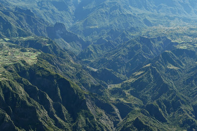 Le cirque de Cilaos vu depuis le point de vue La fentres des Makes