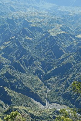 Le cirque de Cilaos vu depuis le point de vue La fentres des Makes