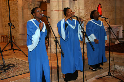 Un formidable concert de Gospel dans l'glise de Carcans (Gironde)