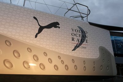 Puma un des VO 70 d'entranement de la Volvo Ocean Race la course autour du monde en quipage