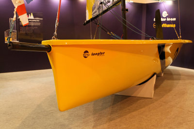 Le Lontgze premier sportboat chinois produit   Qingdao