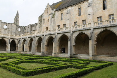 Visite de l'abbaye cistercienne de Royaumont (Val-d'Oise)