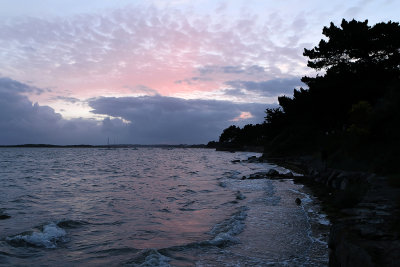 Coucher de soleil sur la presqu'île de Mousterian (Golfe du Morbihan)