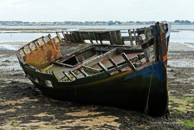 Cimetire de vieux bateaux de pche de l'le Berder