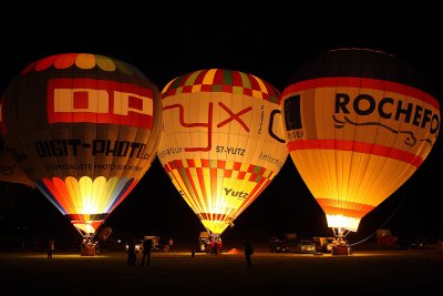 LMAB 2009 - Gonflage de nuit du jeudi 30 juillet - Night glow of hot air balloons