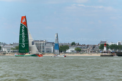 318 - Groupama 70 lors du record SNSM 2010 - MK3_8906_DxO WEB.jpg