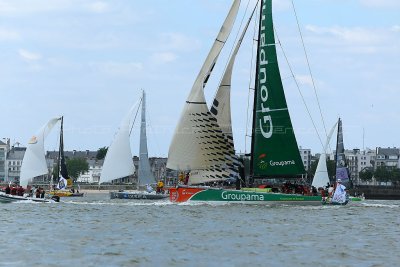 363 - Groupama 70 lors du record SNSM 2010 - MK3_8961_DxO WEB.jpg