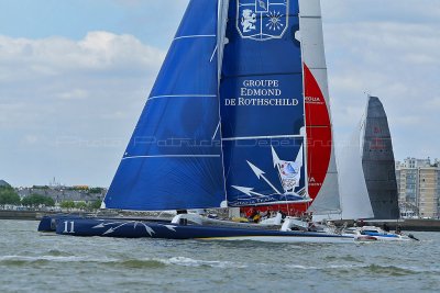 375 - Groupama 70 lors du record SNSM 2010 - MK3_8978_DxO WEB.jpg