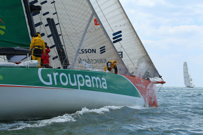 503 - Groupama 70 lors du record SNSM 2010 - MK3_9126_DxO WEB.jpg