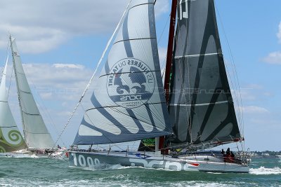 590 - Groupama 70 lors du record SNSM 2010 - MK3_9226_DxO WEB.jpg