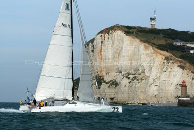 472 Trophee 2010 du Port de Fecamp Classe Multi 50 - MK3_9029_DxO WEB.jpg