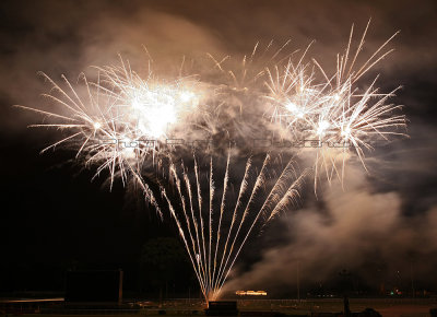 80 Les Couleurs du Val d Oise 2010 - Festival du feu d'artifice MK3_9556 WEB.jpg