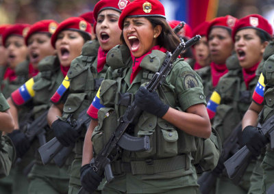 venezulas troops.jpg