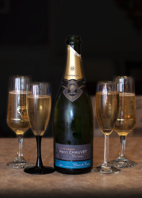 Champagne pour Aurliane avec Parent Lemelin.jpg