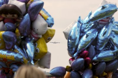 gros ballons, petit avion