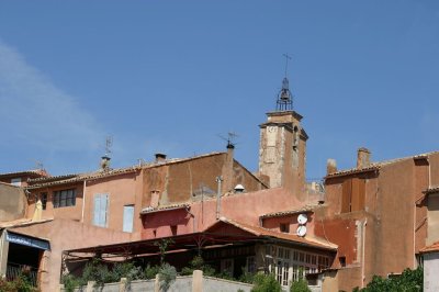 le beffroi, de loin,