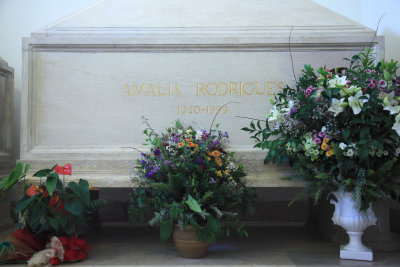 Tomb of Amelia Rodrigues, Fado singer supreme