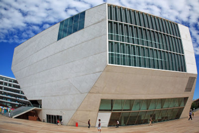 Koolhaas' Casa da Musica