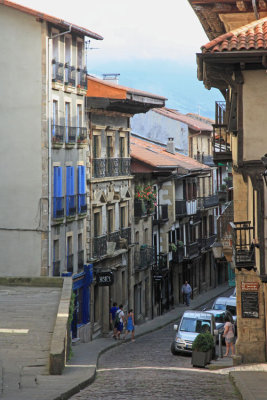 Hondrarribia, old town