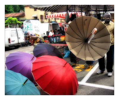  The umbrellas seller