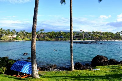 The natural ocean tidal inlet (Waikoloa)