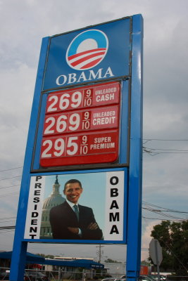 Obama side job pumping gas